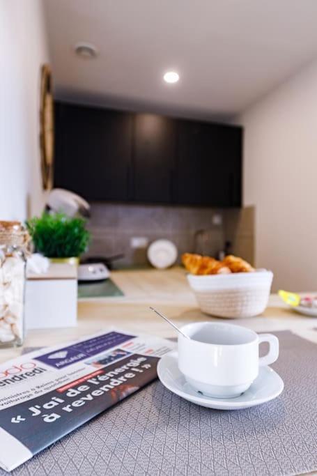 Joli Appartement, Le Bouchon Remois, Centre Ville Reims Exterior foto